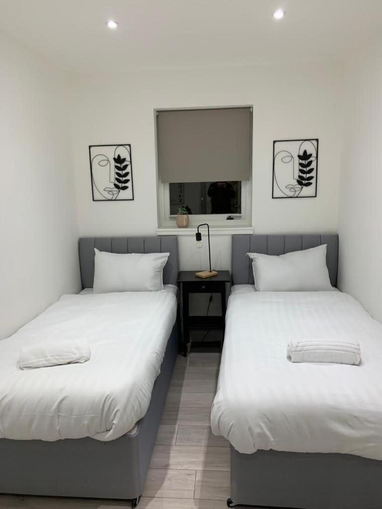 Bright Central Flat With Balcony And Free Parking 글라스고 외부 사진